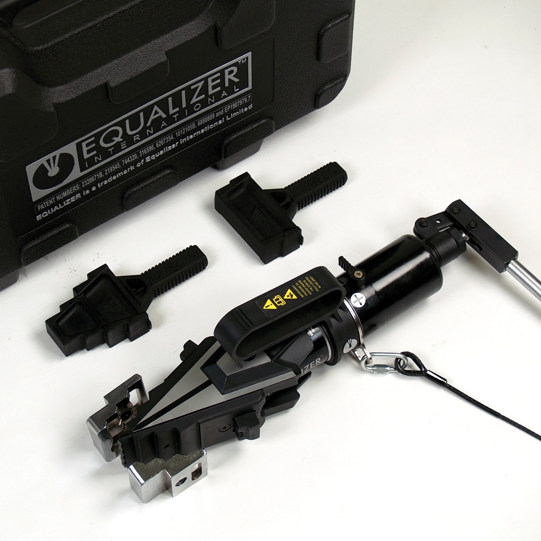 Wedge Style Flange Spreaders Equalizer International Flange… HES